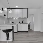 Boksic 2 מאקרסקה